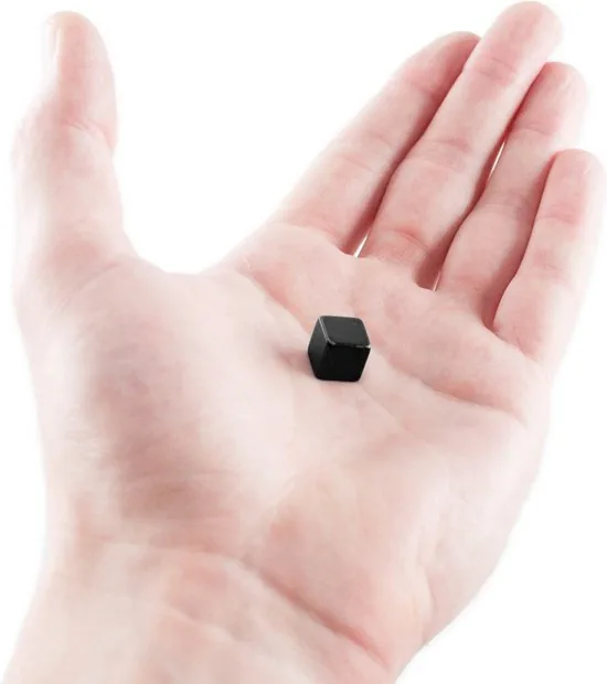 Brute Strength - Super sterke magneten - Vierkant - 10 x 10 x 10 mm - 20 Stuks - Zwarte magneten - Neodymium magneet sterk thumbnail 2
