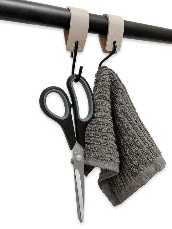 Brute Strength - Leren S-haak hangers - Licht Grijs - 12 stuks - 12,5 x 2,5 cm - Zwart zilver - Leer thumbnail 5