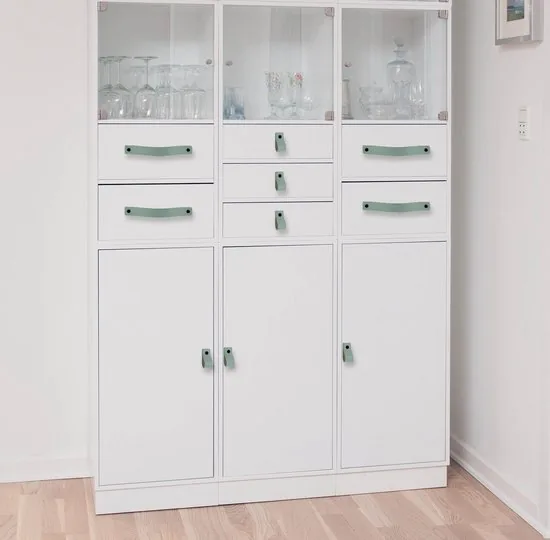 Leren handgrepen - Vaalgroen - 12 stuks - 20,0 x 2,5 cm - incl. 3 kleuren schroeven - Handgrepen leer - Leren meubelgreep thumbnail 9