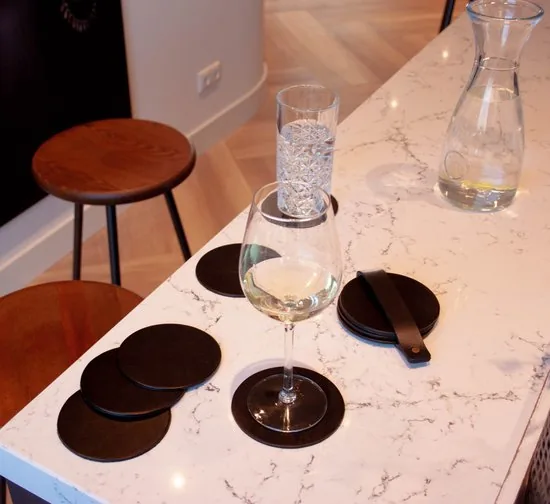 Brute Strength - Onderzetters voor glazen - Leer - Zwart - Rond - 6 stuks thumbnail 4