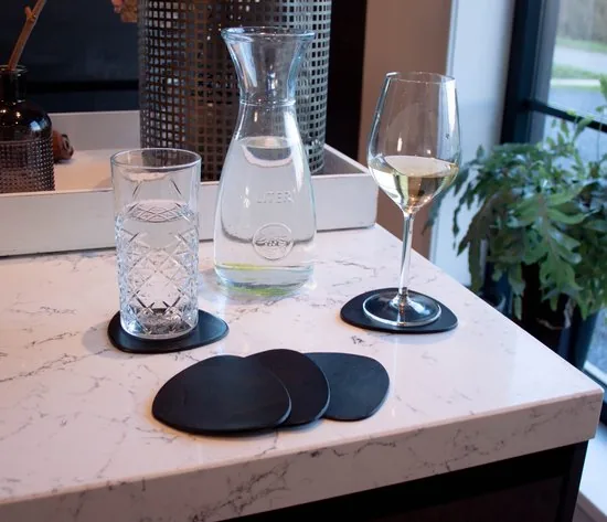 Brute Strength - Onderzetters voor glazen - Leer - Zwart - Semi Rond - 10 stuks thumbnail 2