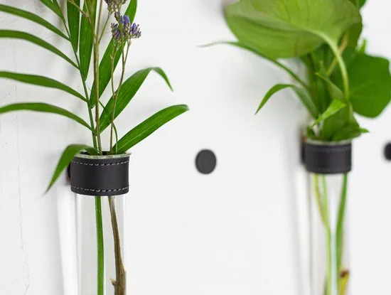 TWILG - Magnetische Muurvaasjes - Stek vaasjes - 6 Stuks - Glas - Zwart leer thumbnail 2